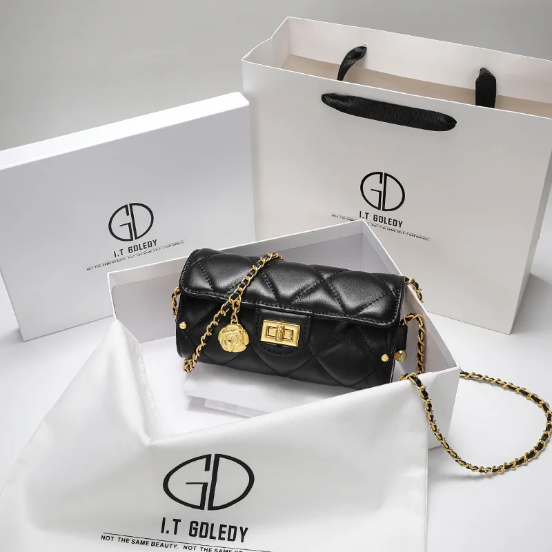 

Minimalist Vintage Crossbody Bag For Women Luxury Leather Tote Designer Elegant Handbag Chic Stylish Casual Letter Logo