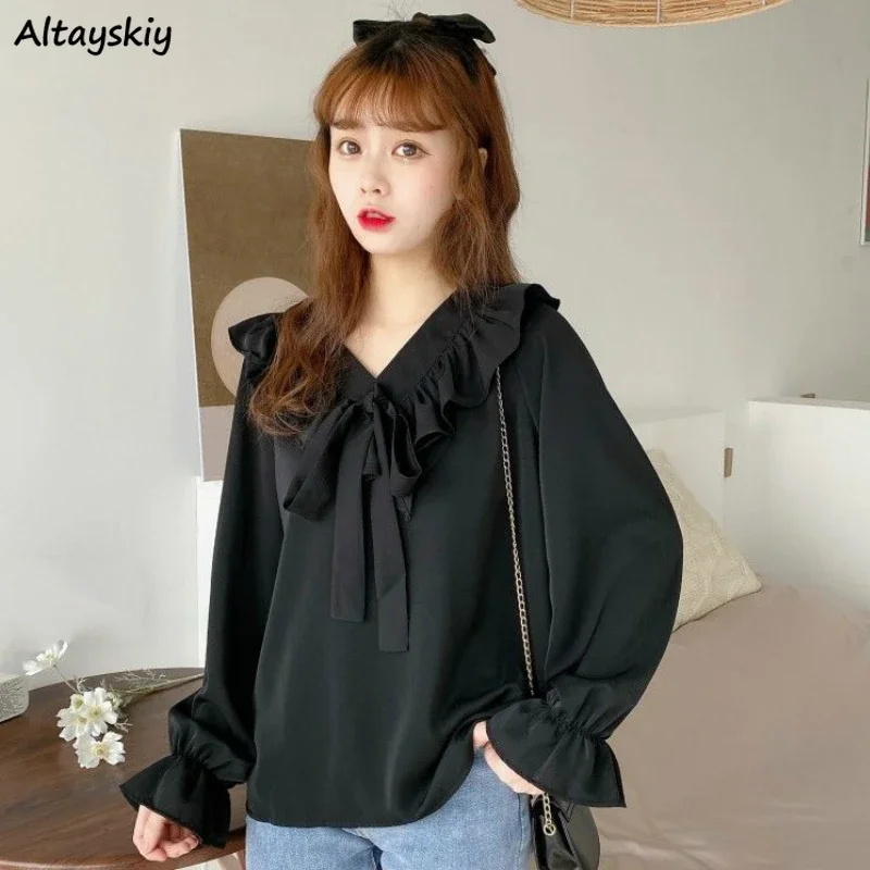 Shirts Womens Retro V-Neck Elegant Bow Knot Flare Sleeve Kawaii Solid Blouses 2020 New Autumn Korean Style Loose Leisure Daily