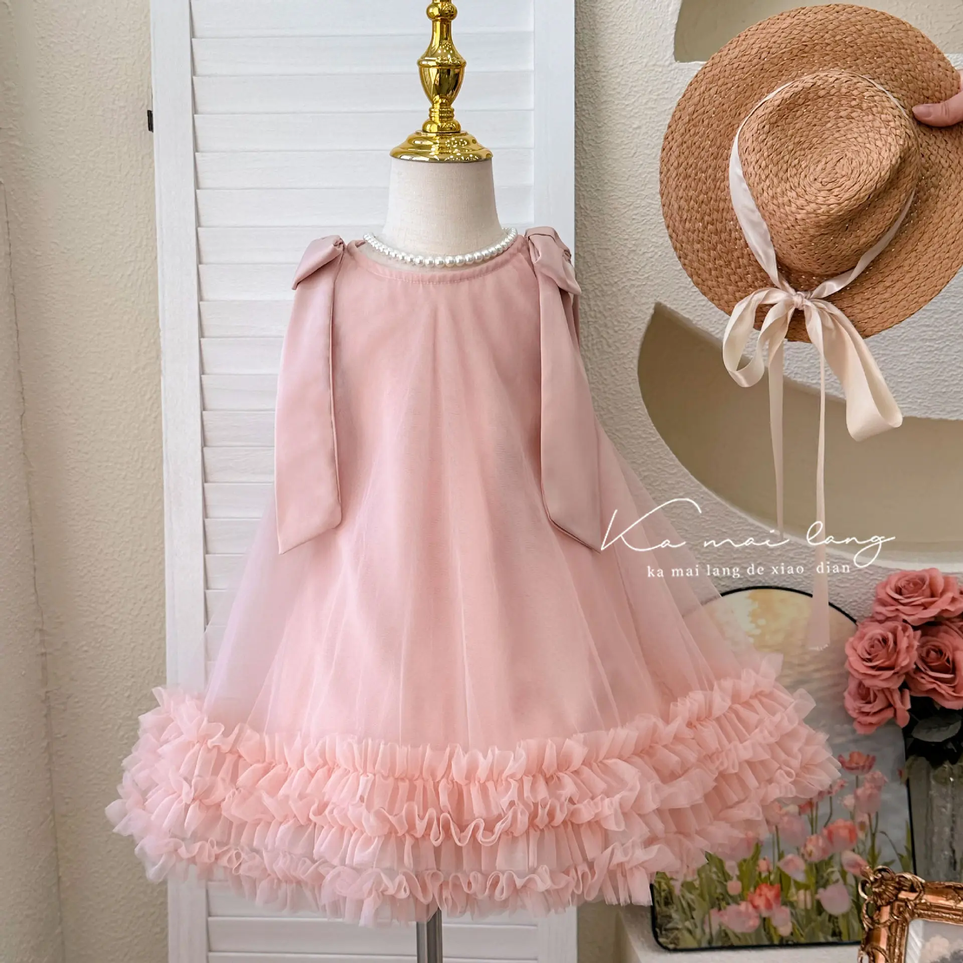 Girls Skirt 2024 Summer New Childrens Clothes Soft Yarn Pompadour Dress Senior Design Sense Bow Halter Birthday Dress Playful