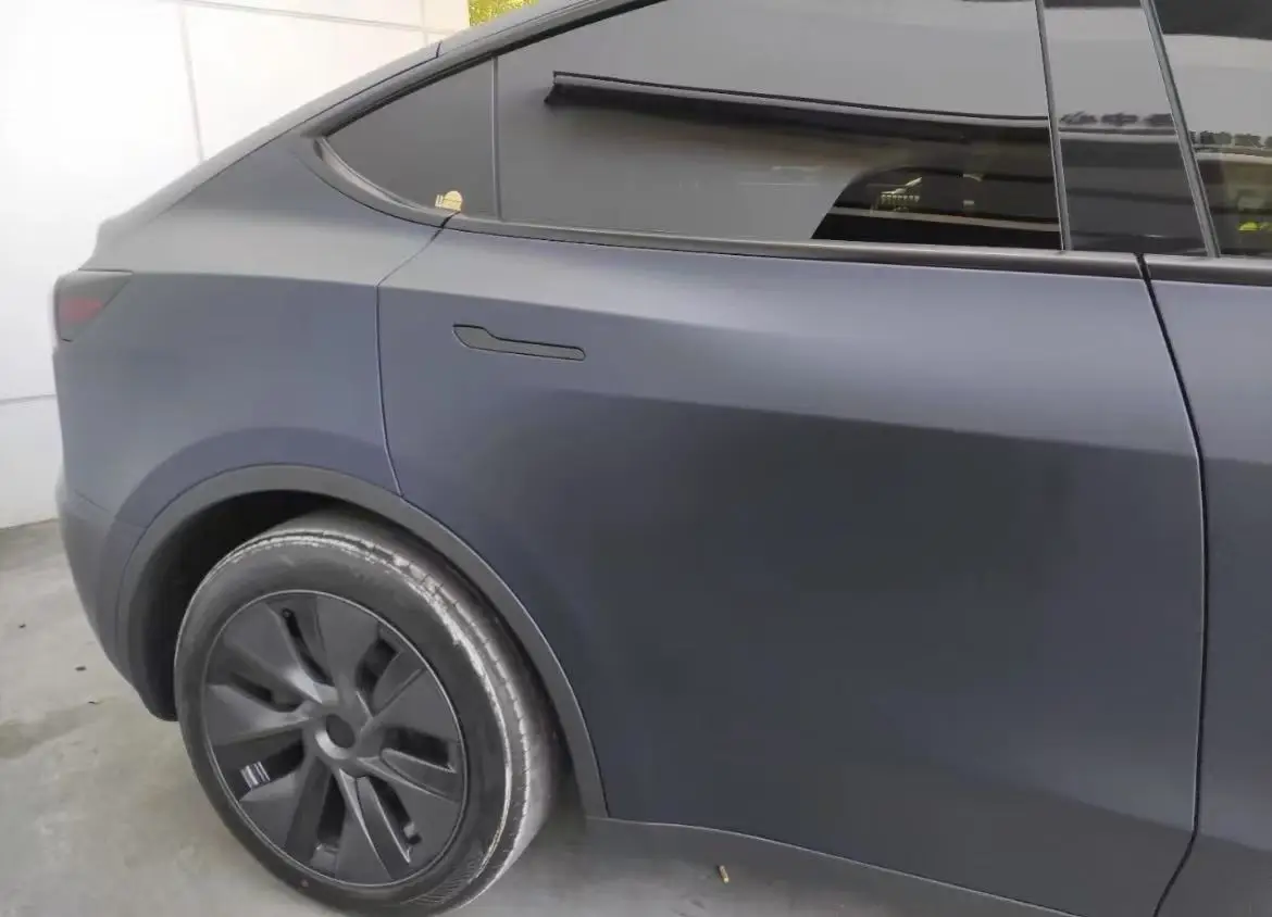 Black Chameleon Blue Matt Self-Adhesive Car Stickers Air Bubble-Free Vinyl Wrap for Roll Shape Cars Body Wrapping Vinyl