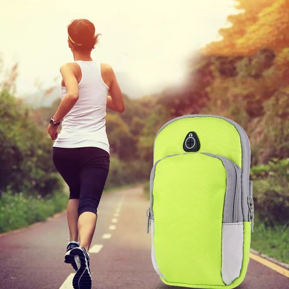 

1Pcs Stylish Flexible Armband for Running Workout Waterproof Phone Bag with Sweat-Absorbing Material Reflective Safety Strips