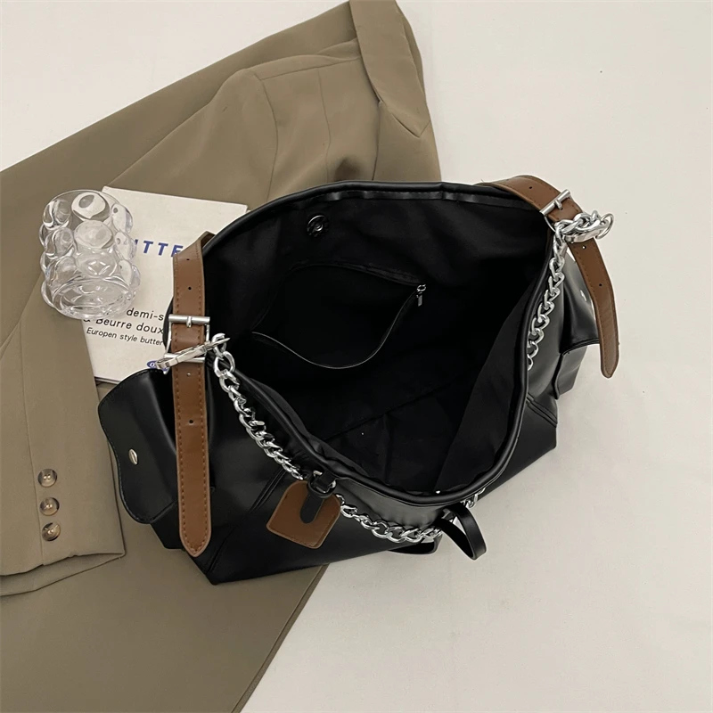 حقيبة ماسنجر كلاسيكية للنساء، حزام كتف من الجلد الطبيعي، تصميم أنيق من حقائب اليد المصممة الشهيرة