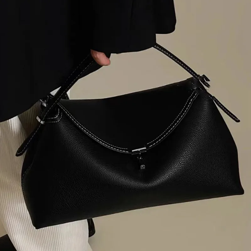 Luxury design brand women's cowhide metal lock pebble handbag new versatile fashion light luxury niche shoulder bag for women