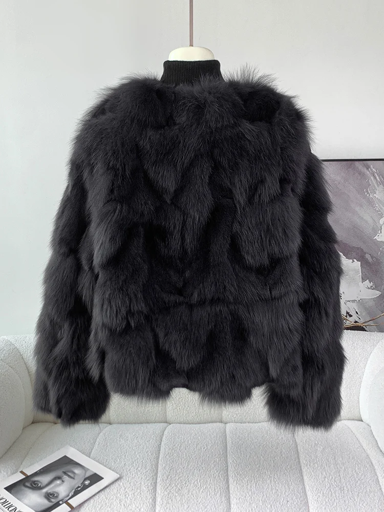 سترة قصيرة من قطعة واحدة من فراء الثعلب العصري الجديد برقبة على شكل حرف V للنساء