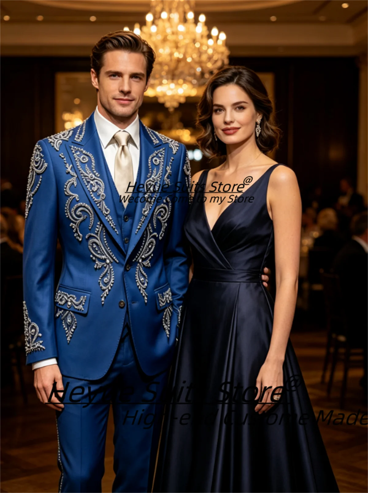 Fashion Royal Blue Men Suits Customized Shiny Rhinestone Embroidery Groom Evening Tuxedos 3 Pieces Sets Male Party Prom Blazers