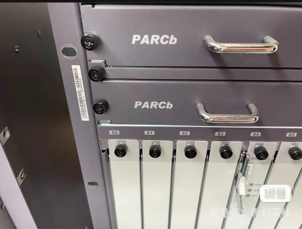 BSC6910 وحدة تحكم شبكة الراديو متعددة المعايير، تكامل متعدد الأنظمة، تكامل عالي وسعة كبيرة