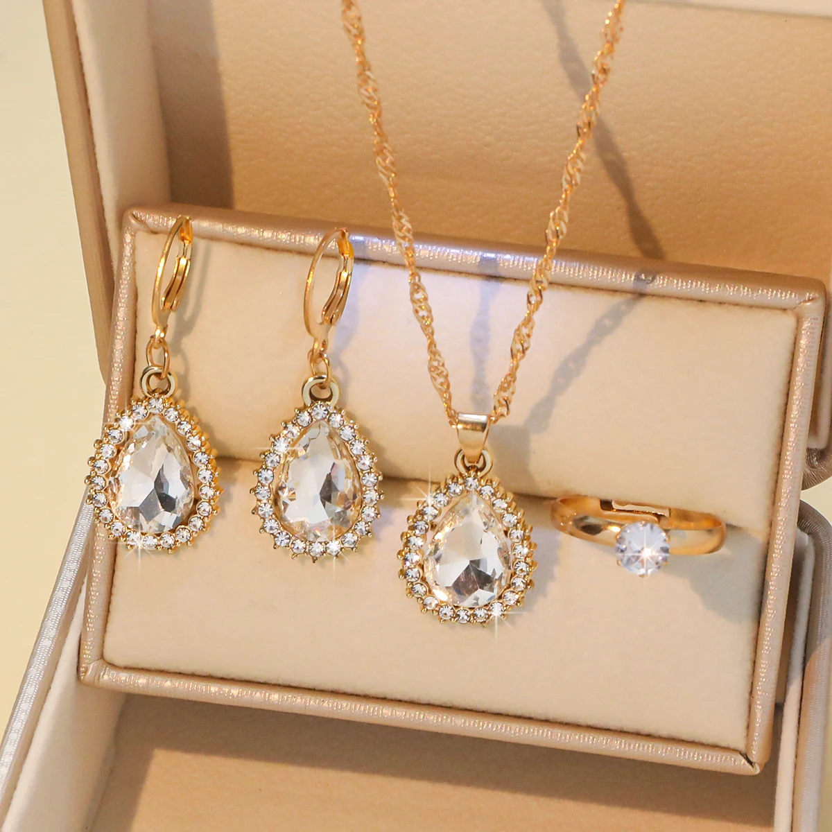 4pcs Elegant Women's Jewelry Set Suitable For Women's Daily Vacations Weddings Dinners Gatherings Perfect For Women's Valentine'