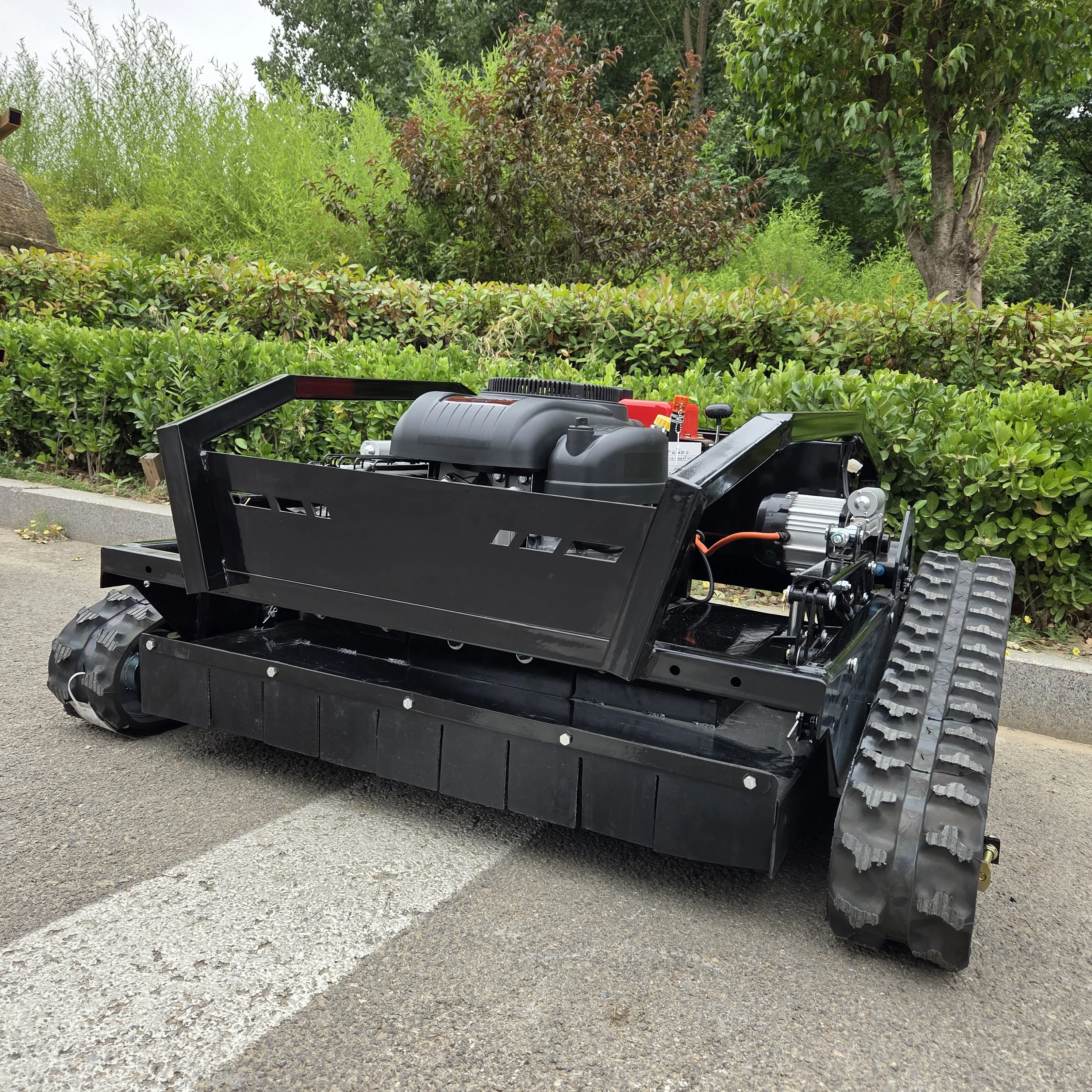 

4000M²/H Industrial Grade Professional Lawn Mower 1000mm Mowing Width Four Stroke Zero Turn Portable Lawn Mower Customized