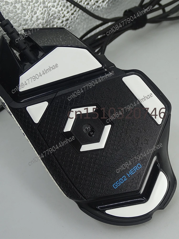 Suitable for Logitech G502 HERO feet stickers G502 wireless mouse feet smooth G402 GPW wear-resistant