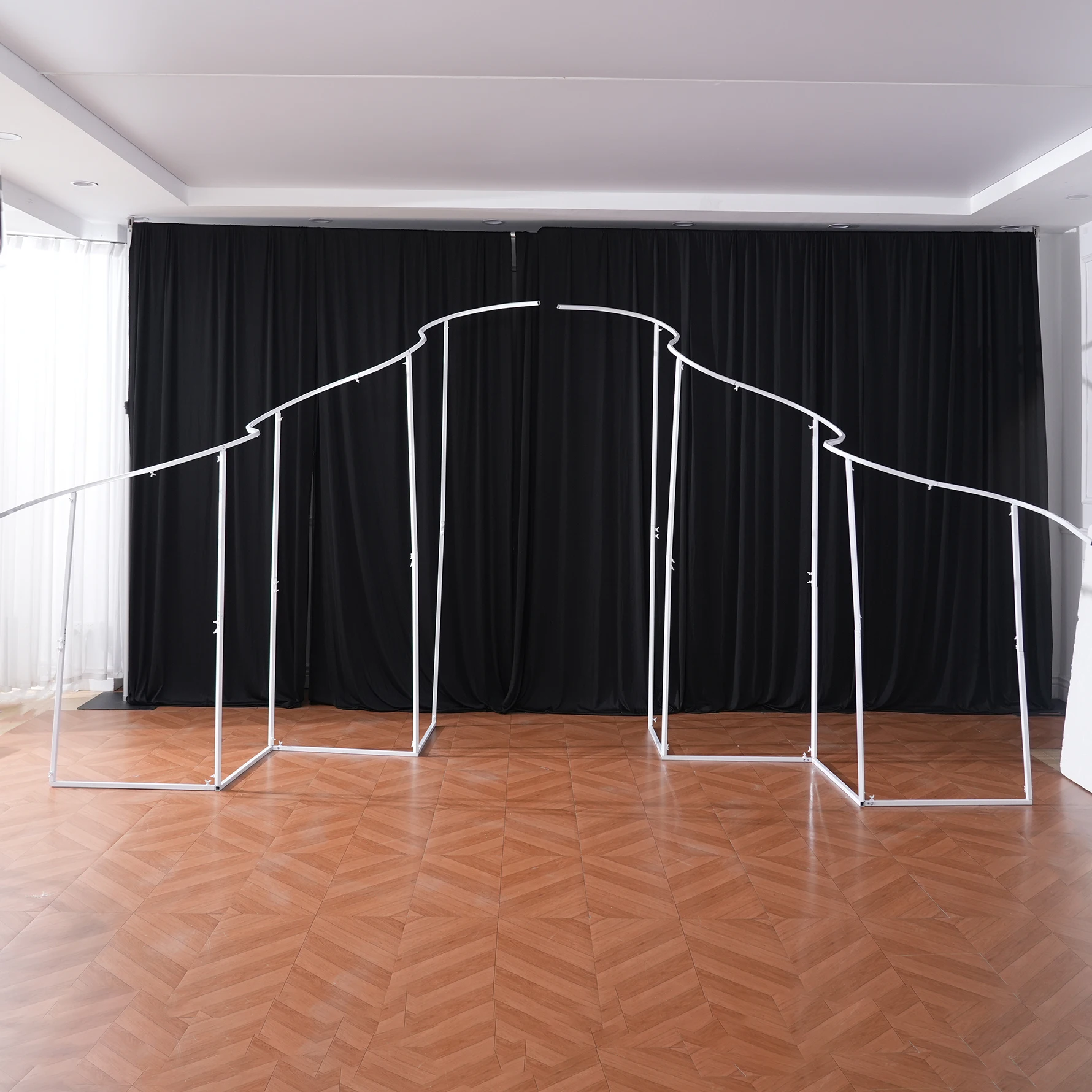 Angela A9136 7.5FT Luxury Metal Wave Shape Arch Stand Outdoor Wedding Backdrop Decoration Party Accessories Stage Event Props