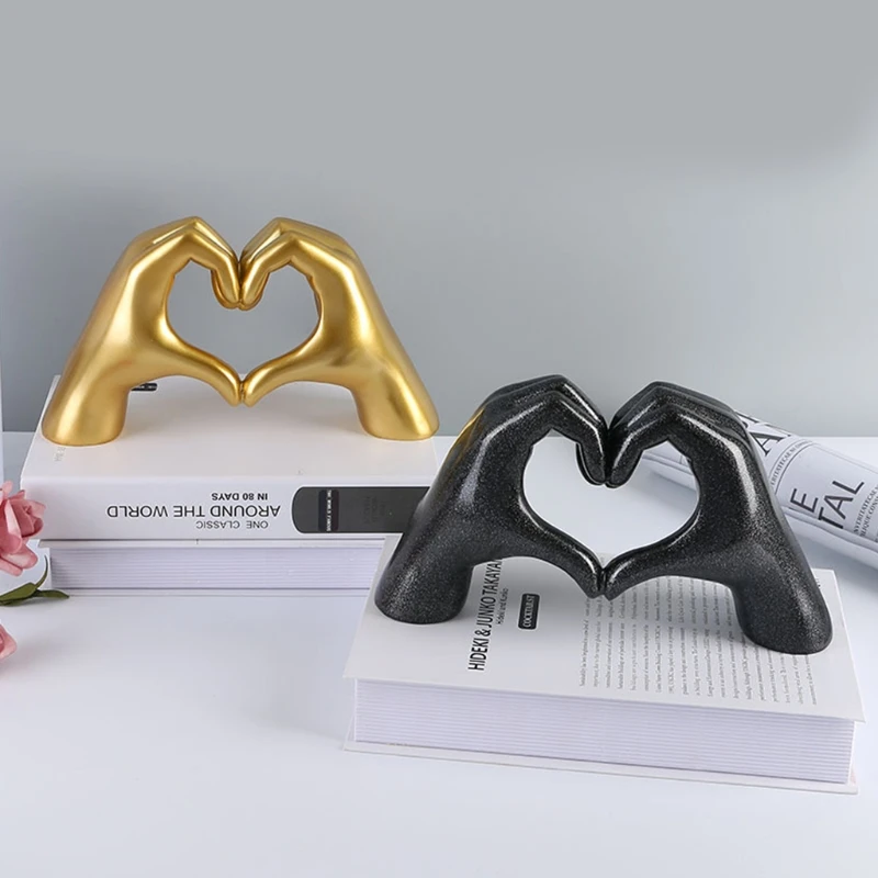 

Nordic Style Heart Gesture Sculpture Resin Abstract Hand Love Statue Figurines Wedding Home Living Room Desktop Ornaments