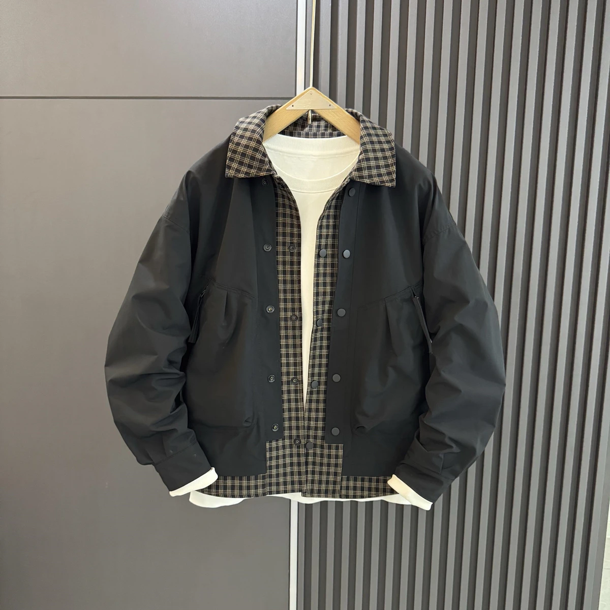 

Мужская повседневная куртка в клетку с лоскутным воротником, весна-осень, тренд высокой моды, универсальная рабочая одежда для отдыха, длинный свеч, полиэстер