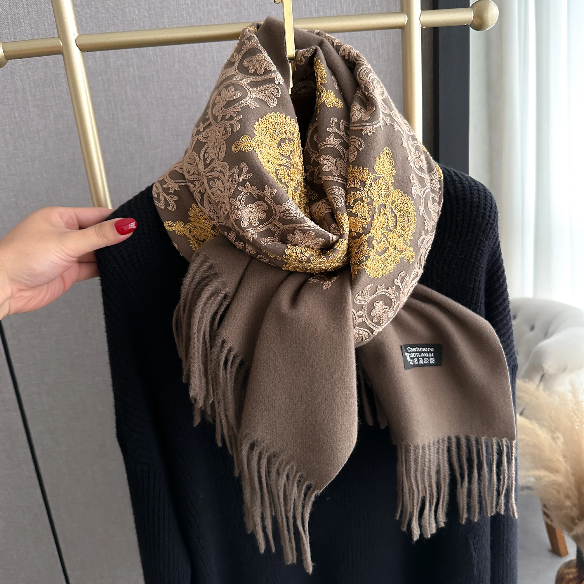 Luxury Winter Embroidery Cashmere Scarf Women New Design Warm Pashmina Blanket Poncho Scarves Female Shawl Thick Foulard Bufanda