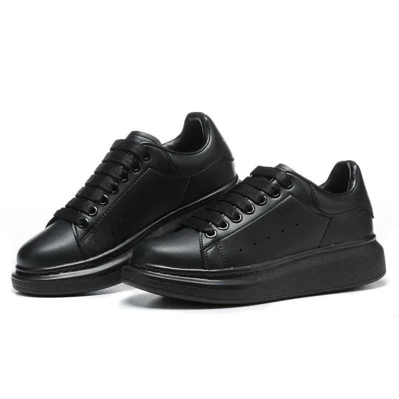 Stylish Comfort: Bestselling Versatile Fashionable Sneakers with Soft-Soled Casual Sports Shoes