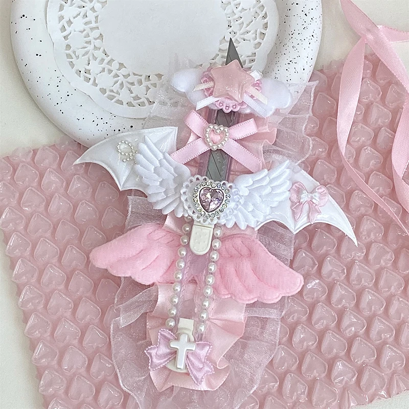 1 قطعة سكين لطيف الحلو الوردي سكّين متعدّد الاستخدامات أجنحة القوس القلب صندوق القاطع ورقة طالب المحمولة الإبداعية الة قطع الورق الهدايا #4