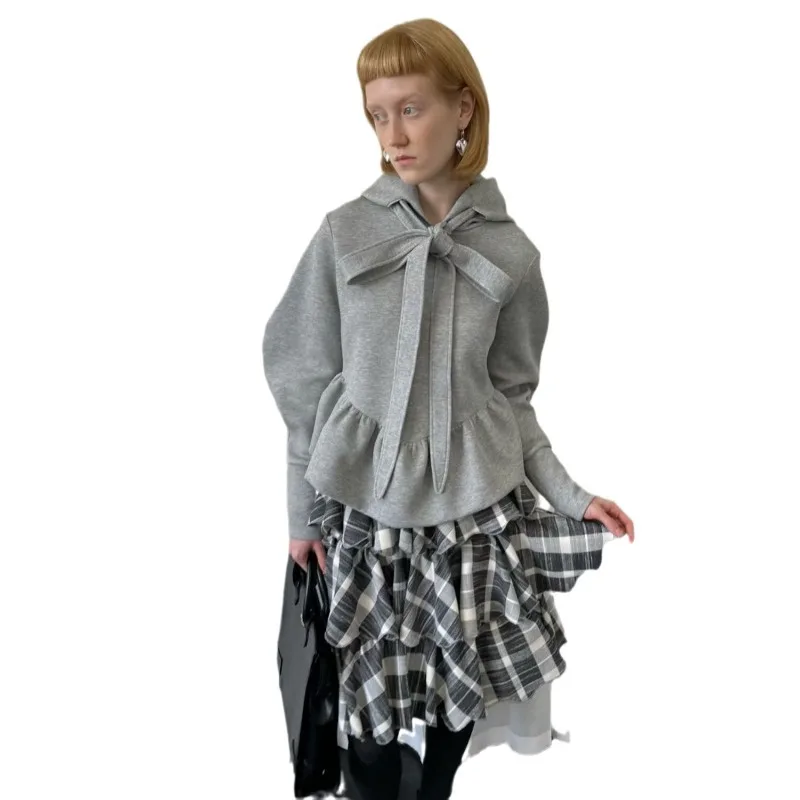 Pull à capuche à lacets avec nœud pour femme, polyvalent, manches longues, bord à volants, épissage, nouvelle collection printemps