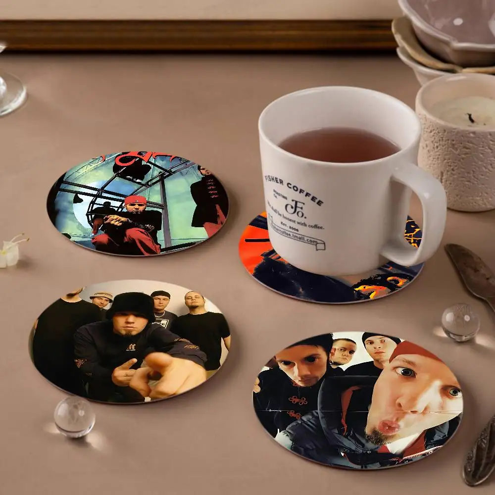 Nu Metal Band L-Limp Bizkit Vintage Wooden Designs for Coffee & Tea, Washable Art Pieces for Cozy Home Cafe
