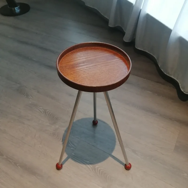 Средневековый край из цельного дерева, несколько журнальных столиков из нержавеющей стали, американское кафе, бытовой журнальный столик для гостиной, продвинутый смысл