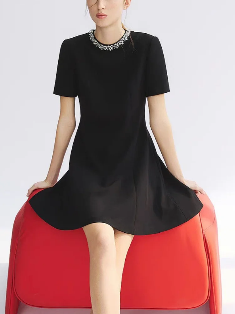 

French Women's Waist-Cinching Dress Female Nail Diamond Decoration Commute Casual Mini Dresses for Summer 2025 New