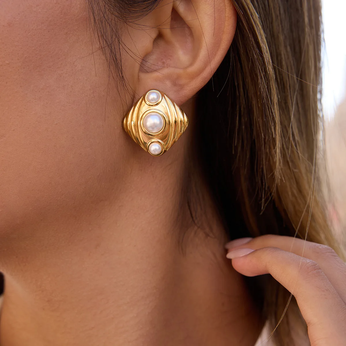 Ars Stainless Steel Earring with Tiger’s Eye Stone for Women Imitation Pearl Stud Earrings 18K Gold Plated Statement Ear Studs