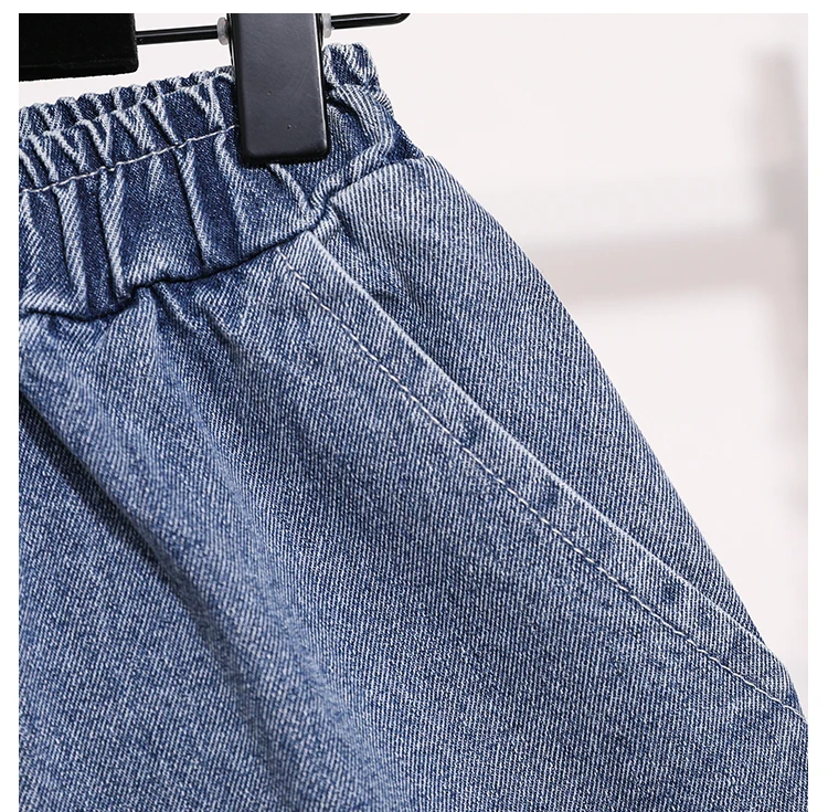 AOSSVIAO 2026 Sommer Damen Baumwoll-Denim-Shorts Figurformend Elastischer Bund Locker Weites Bein Dünne Schlitz-Jeans Freizeithose – Detail 7