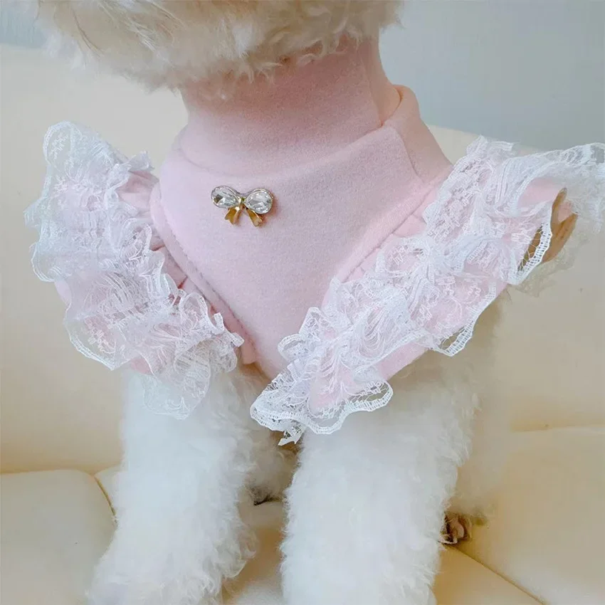 Pet Clothing Autumn and Winter Base Shirt Lace Flying Sleeves Ladies Base Vest Small Teddy Bear Dog Clothes for Small Dogs