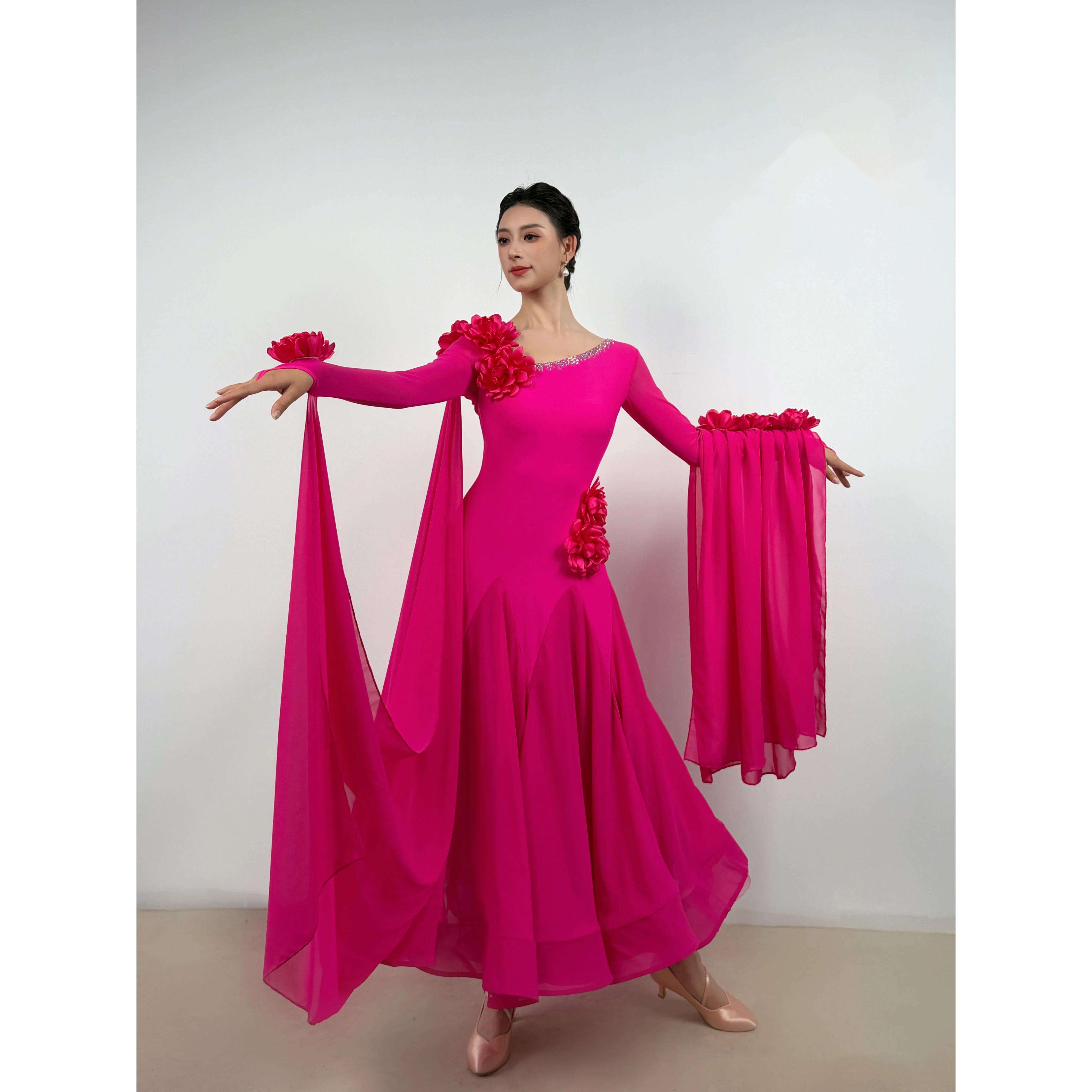 

Новое платье для бальных танцев в стиле вальс, современная одежда для национальных стандартных танцев для женщин, платье с цветочным узором и большим подолом, одежда для выступлений iDN23322