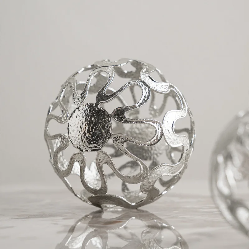 High-End Metal Hollow Geometric Sphere, Modern Light Luxury Silver Sculpture Ornaments for Home Living Room Desk Office Decor