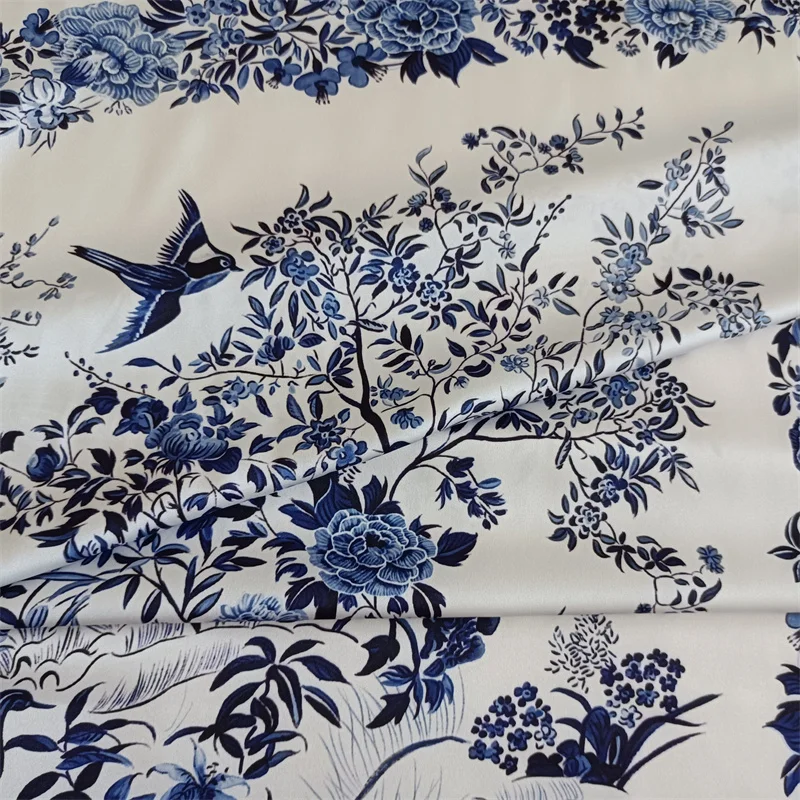 

2022 Spring/Summer High Quality Ladies Shirt Polyester Fabric Hand DIY Sewing Dress Blue Drawing Digital Printing Fabric