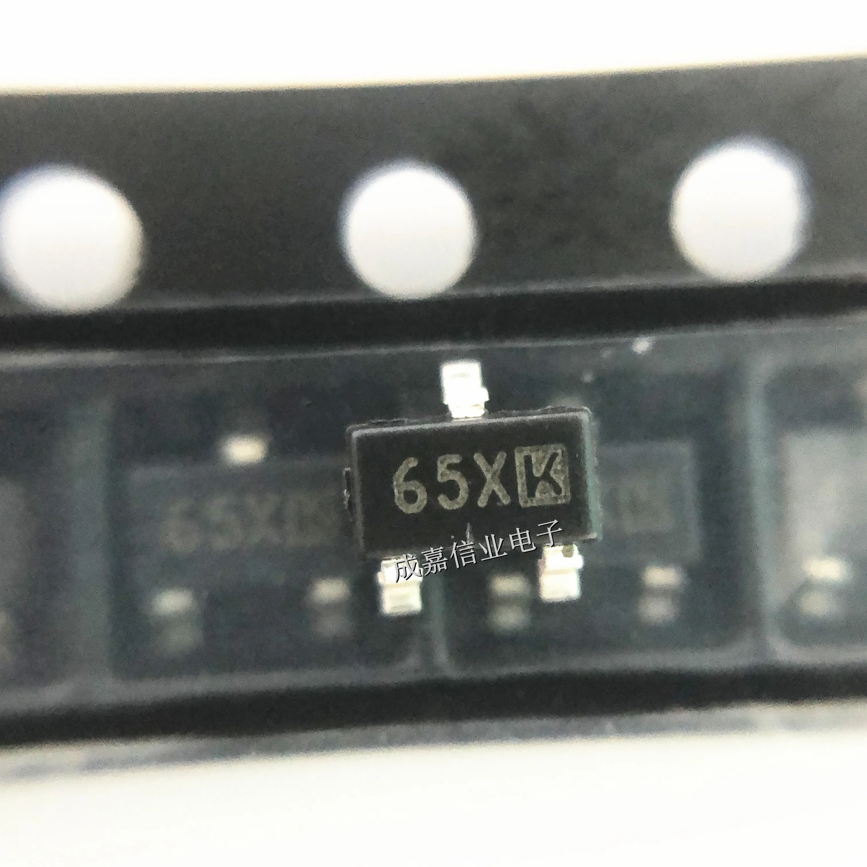 10pcs/Lot XC6206P282MR-G SOT-23-3 MARKING;65X LDO Voltage Regulators 2.8V 150mA