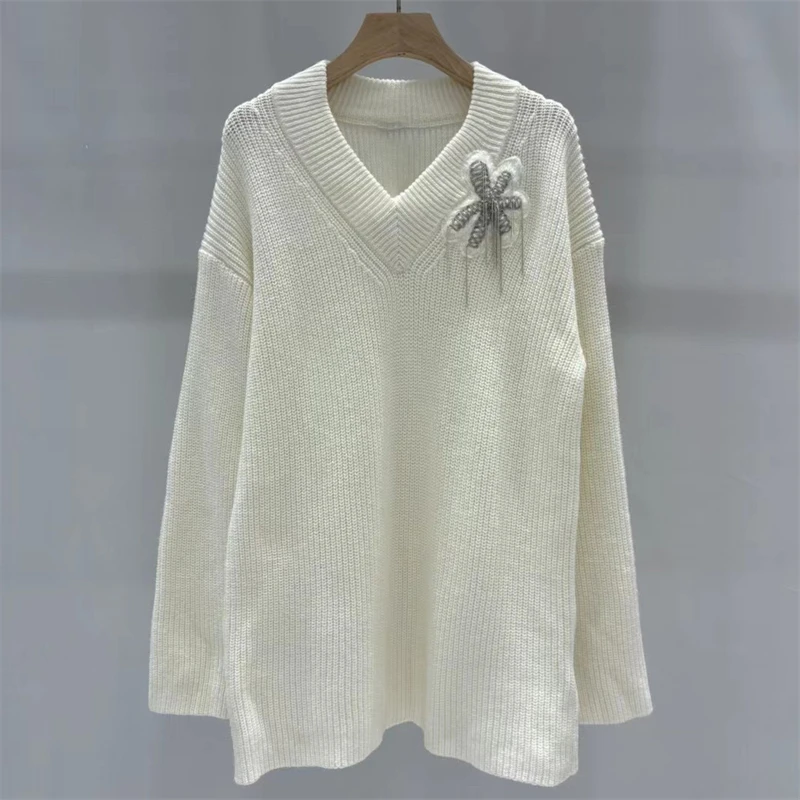 

Women's sweater New elastic knitted long sleeved top for autumn 2025 Beaded embroidery V-neck pullover wool blend Knitwear y2k