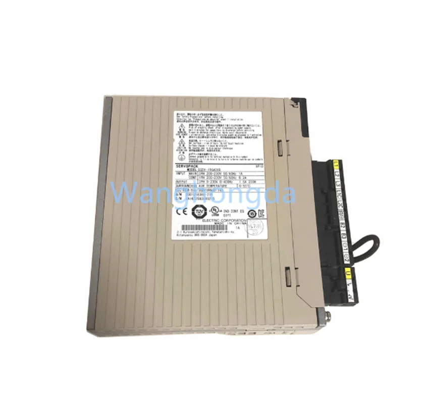 Brand new SGDV-R90A01B SGDV-R90A01B002000  100W SGDV-1R6A01B  MR-J3-20A driver, in stock
