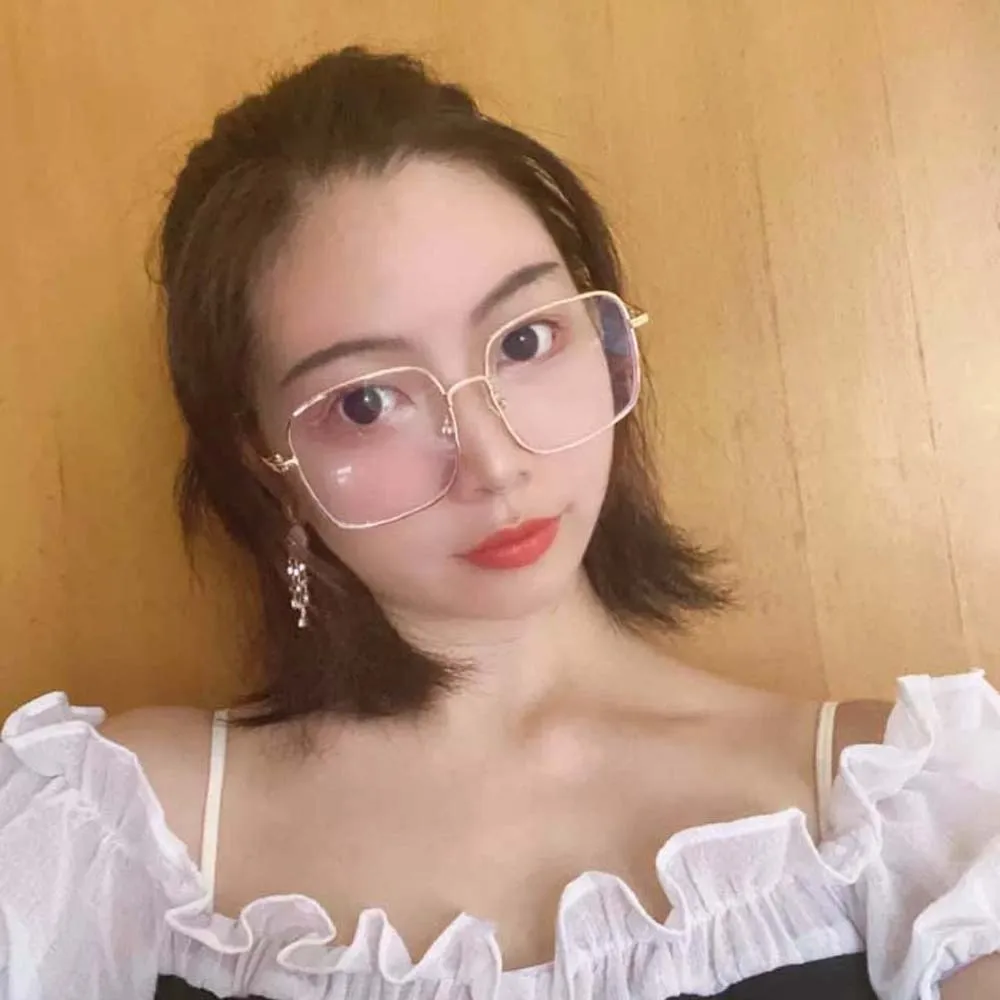 

New Waterproof Golden-frame Myopia Glasses PC Lightweight Glitter Big Frame Glasses Plastic HD Women Reading Eyewear Students