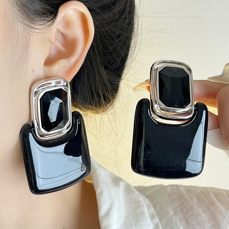 

Europe And The United States New Resin Exaggerated Mirror Metal Geometric Square Earrings Temperament Female Jewelry Gifts