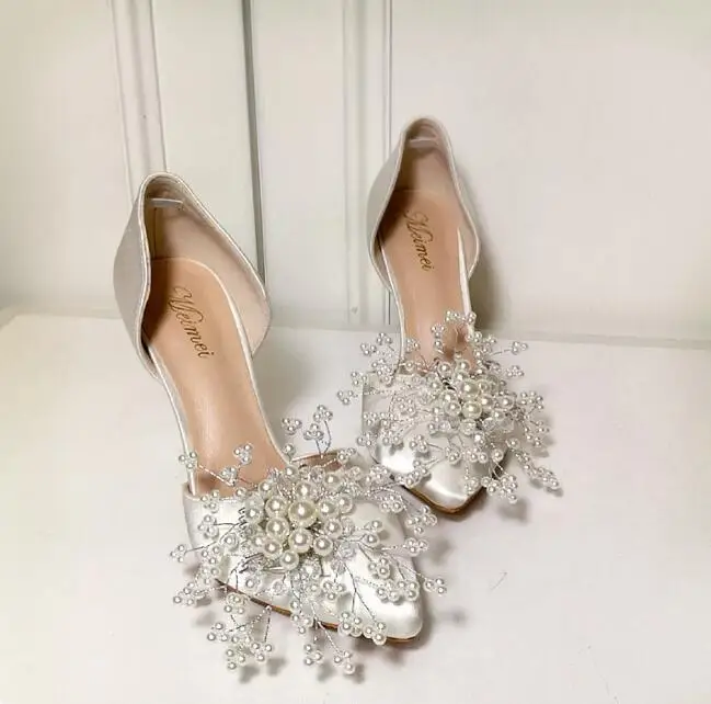 Sexy Starry Pearl Flower Pumps Women Side Cutout Pointed Toe High Heels White Silk Woman Wedding Banquet Shoes