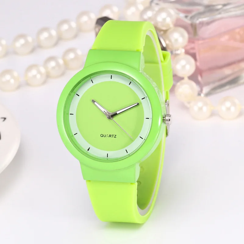 Montre Analogique Rose à Quartz avec Bracelet en Silicone pour Femme, Décontractée, Simple, à la Mode