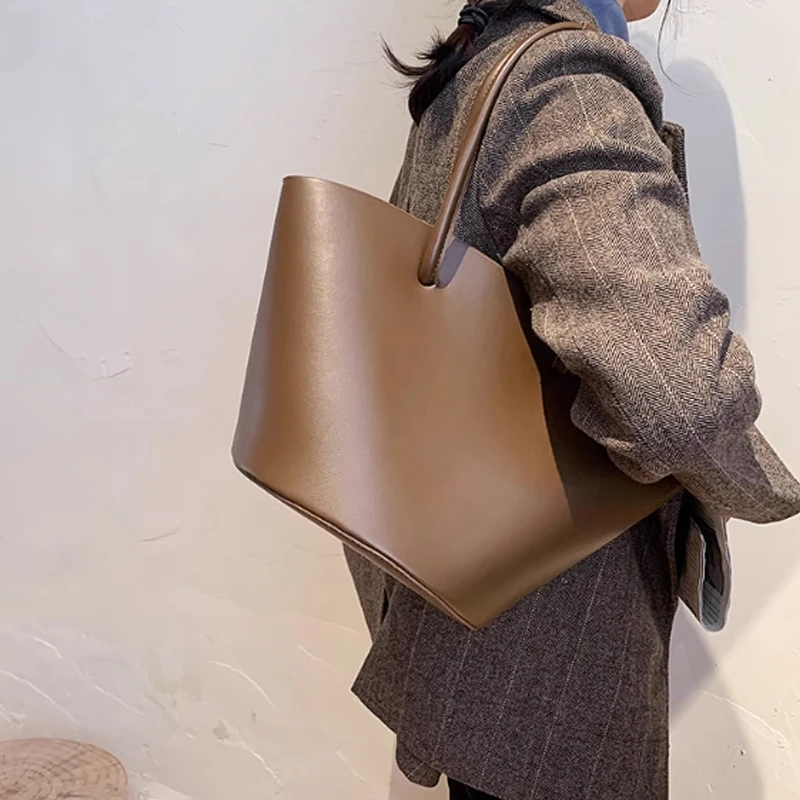 Bolso versátil de un solo hombro para mujer, bolsa de cubo de alta calidad y gran capacidad, novedad de 2024