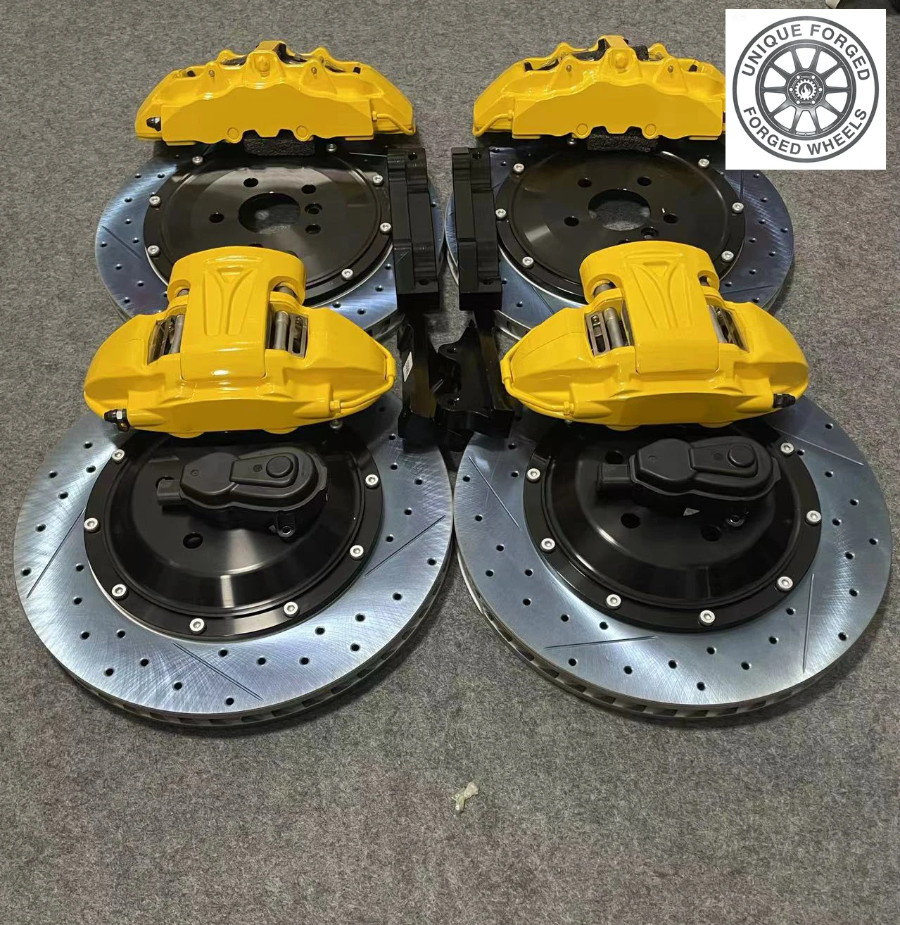 

26 Style 355-420 мм Передний 8-поршневой суппорт GT8 для M3 M4 M5 M8