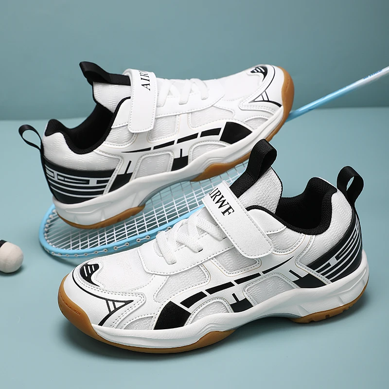 

Hot sale four seasons breathable children's casual shoes running shoes running sneakers children's flat shoes Very good