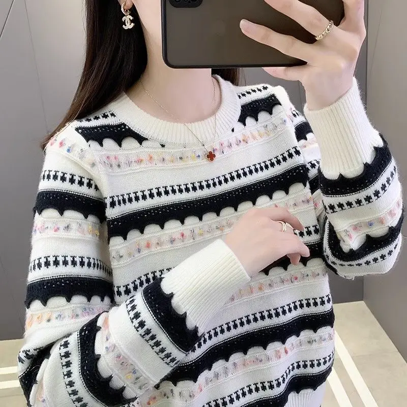 

Knitted Sweater Women's New Autumn and Winter Round Neck Loose and Plush Thick Sweater with a Stylish Striped Base Underneath