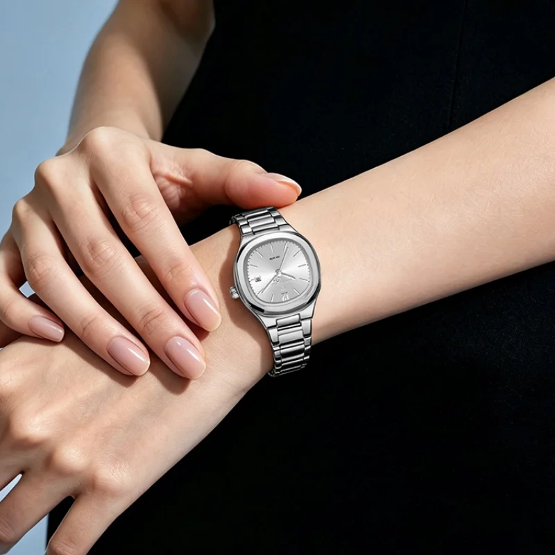 Top Brand NAVIFORCE Quartz Watches for Women Calendar Display Waterproof Steel Strap Elegant Ladies Simple Fashion Female Clocks