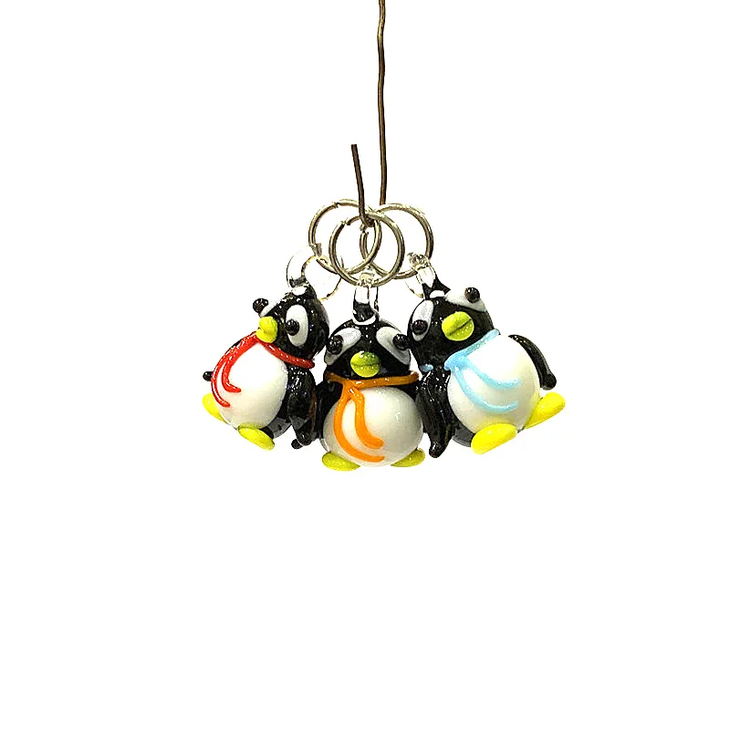 

2pcs Mini Penguin Glass Charm Pendant Ornaments for Diy Jewelry Necklace Bracelet Making Accessories or Christmas Decor Supplies