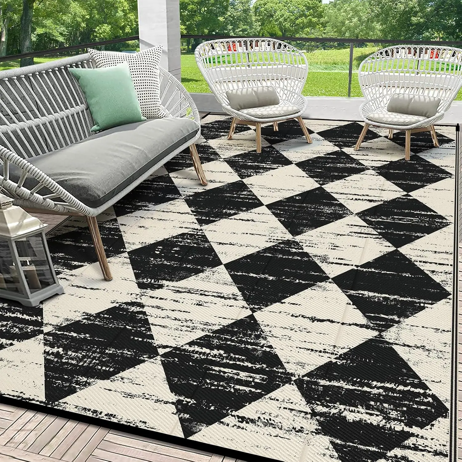 

Checkered Outdoor Rug Waterproof 5x8, Reversible Plastic Straw Rug RV Camping Rug, Indoor Outdoor Patio Mat Clearance, Outsid