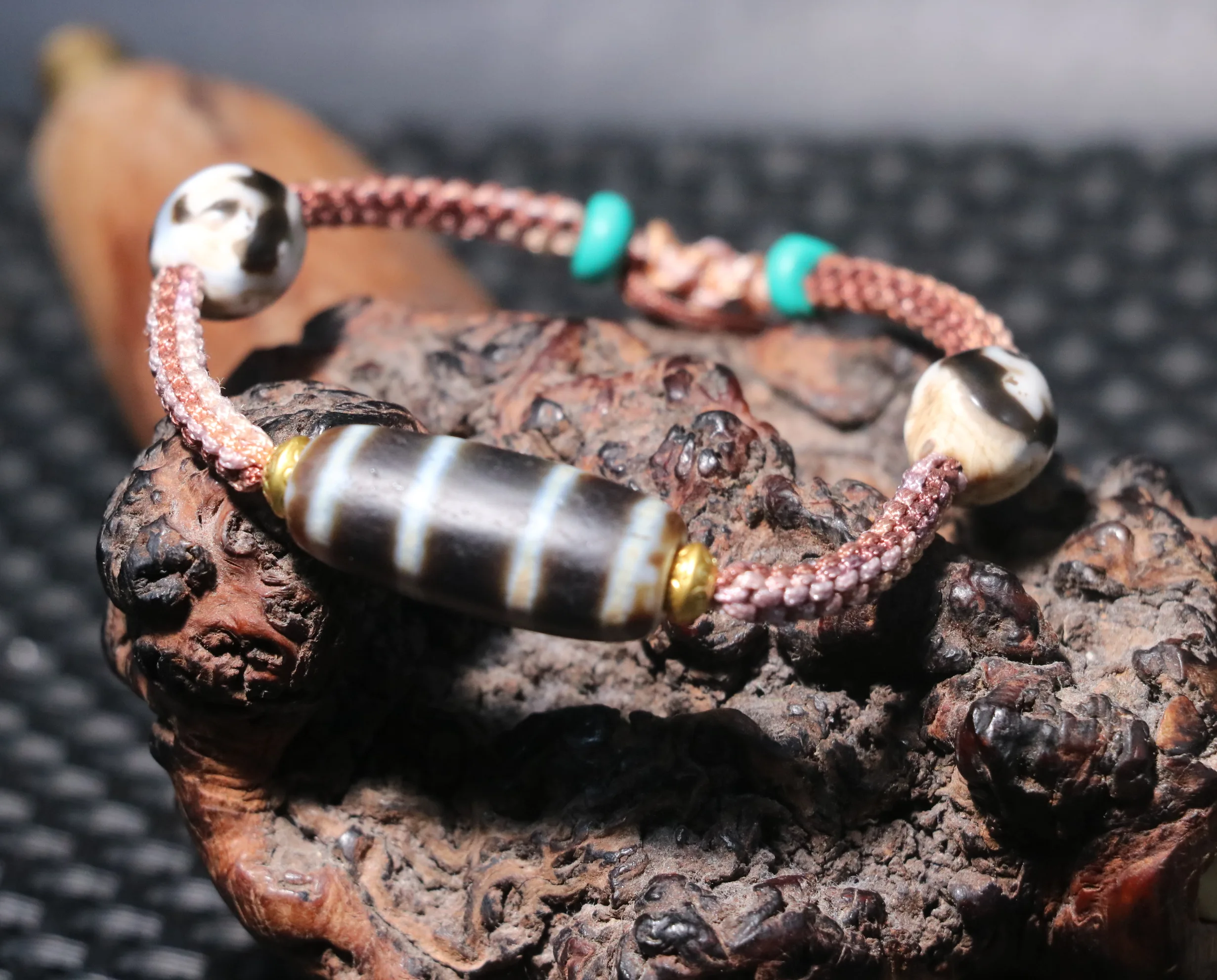 Ultra Energy Tibetan Old Agate Line Type Symbol dZi Bead Totem Female Bracelet Jewelry Gemstone