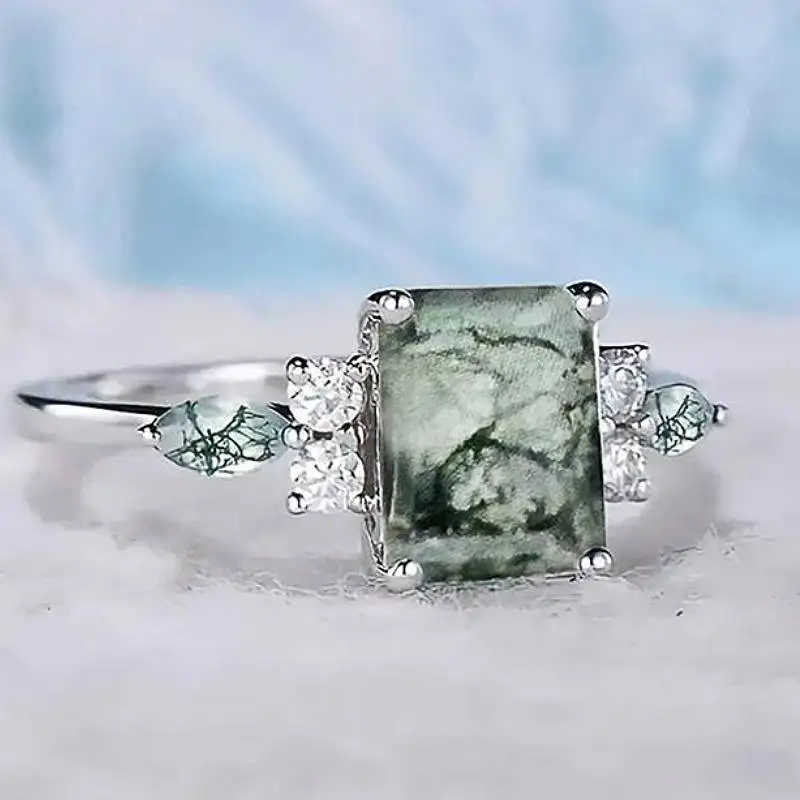 Huitan Women Ring Green Sticker Fresh Style Party Daily Accessories Inlaid Bright Cubic Zirconia Silver Color Fashion Jewelry