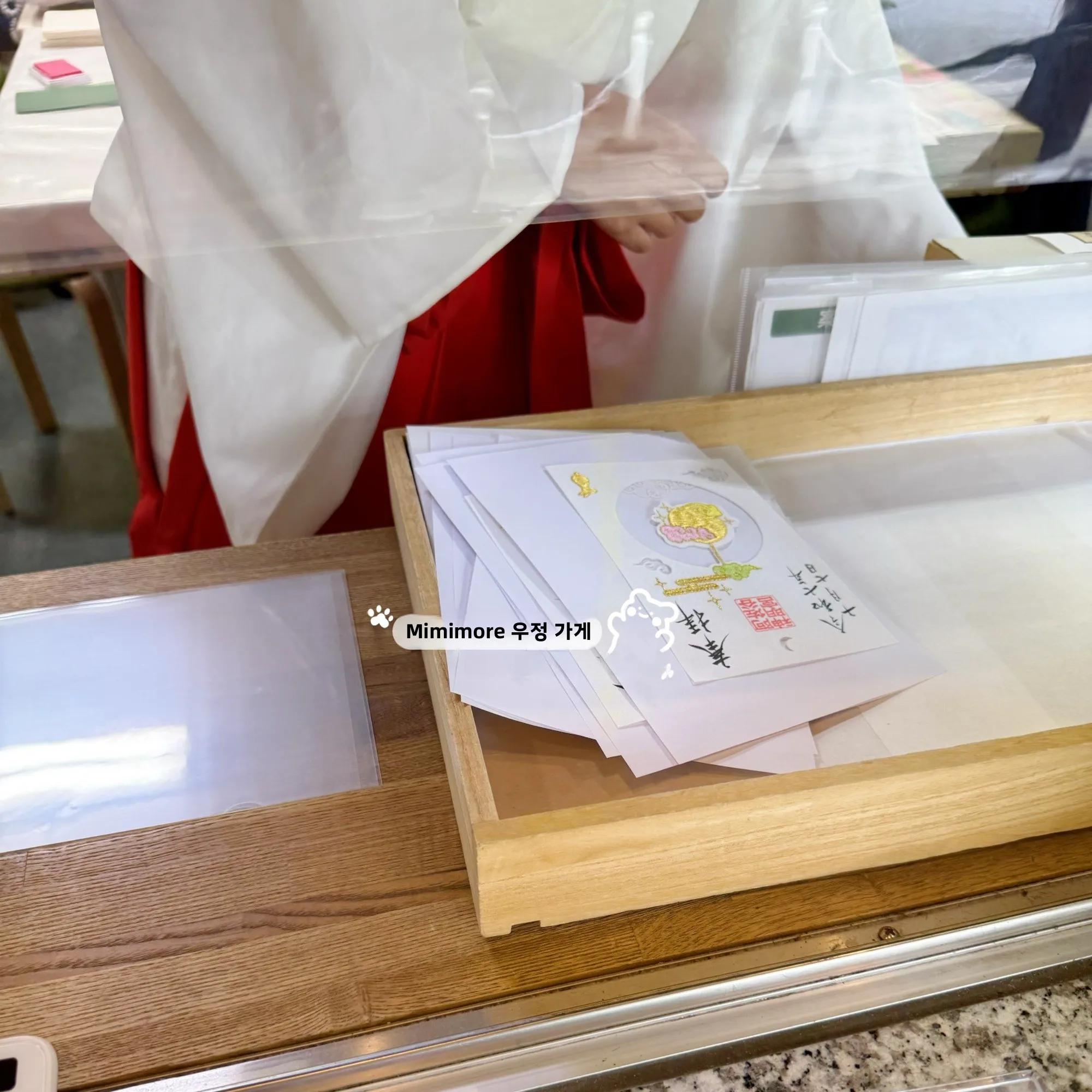 東京麻布神社レースブレスレット-桜と梅の花のデザイン-ファッションアクセサリー-秋祭りに最適
