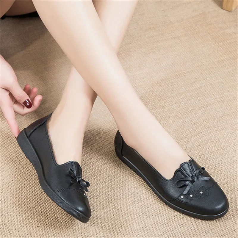 BEYARNE Big size 35-41 new women flat shoes round toe butterfly-knot PU leather shoes woman casual moccasins without lace Oxford