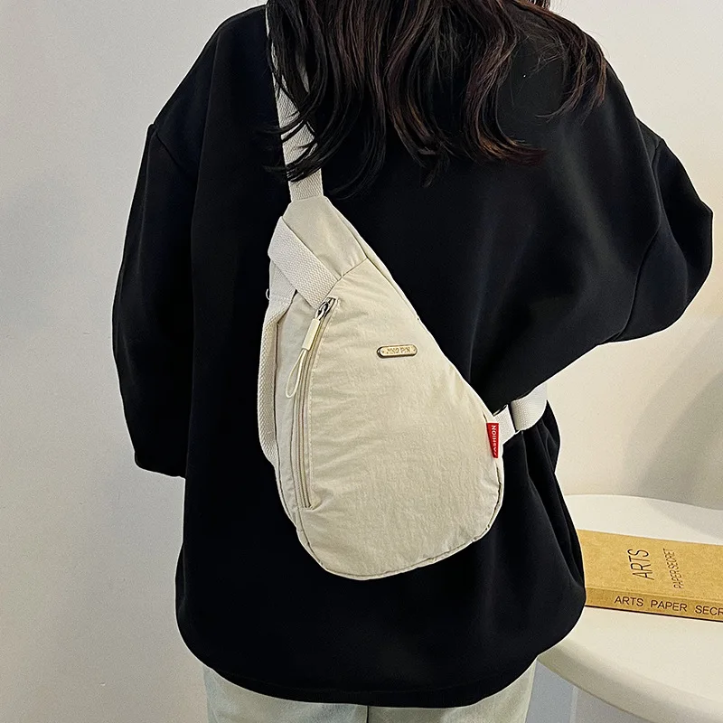 

Модная минималистичная большая сумка для женщин, дизайнерская роскошная сумка, стильная сумка через плечо, большая вместительная повседневная сумка в день и ночь