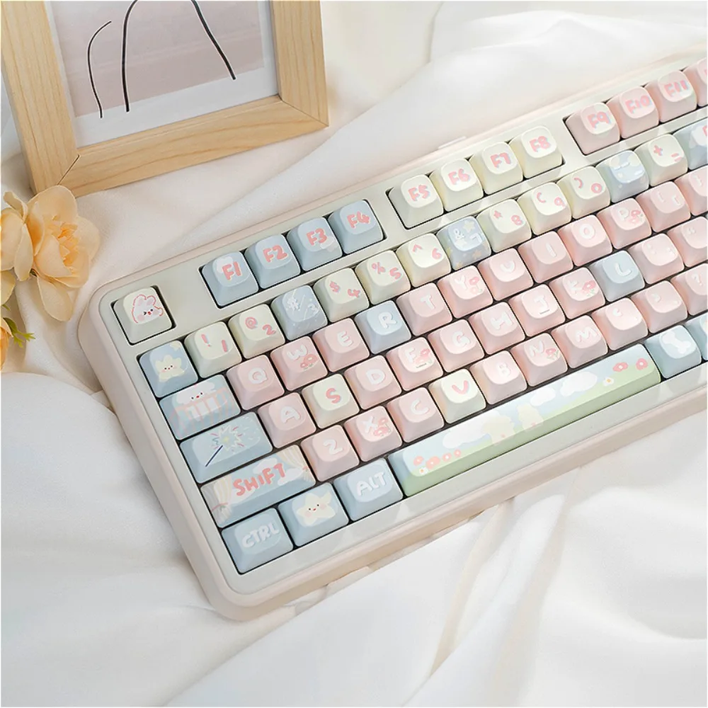 

Romantic Cloud, Keycap 149 Keys MOC PBT for 61/64/87/104/108Keys GMK67 Gaming Mechanical Keyboard