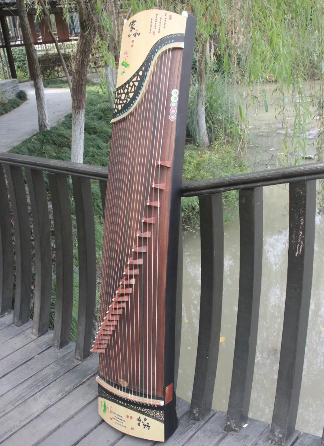 

Hooqu Traditional 21 String Ebony Guzheng Instrument Chinese Zither Solid Wood Instrument